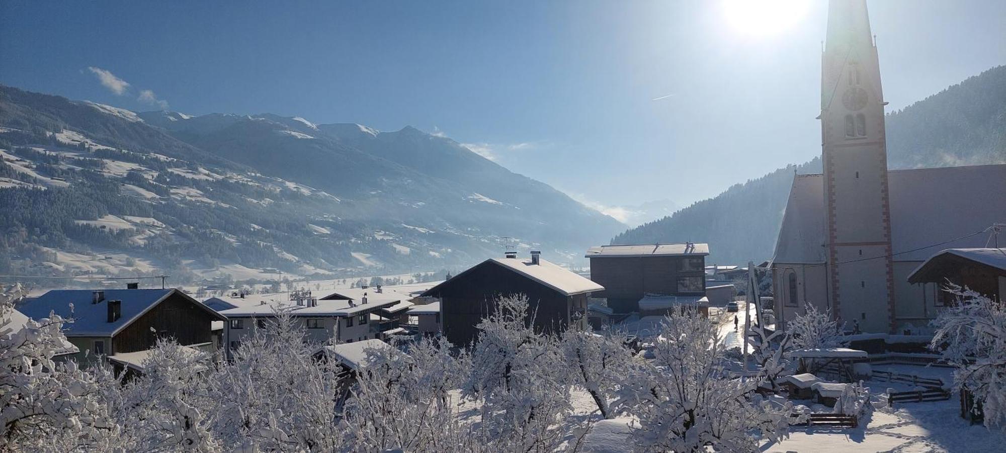 Brixnerhof Im Zillertal Hotel Schlitters Exterior foto