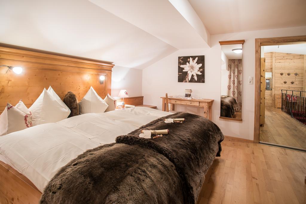 Brixnerhof Im Zillertal Hotel Schlitters Exterior foto