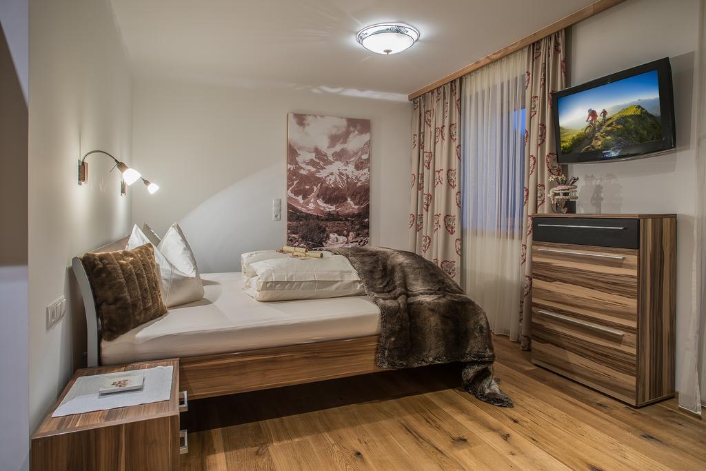 Brixnerhof Im Zillertal Hotel Schlitters Exterior foto